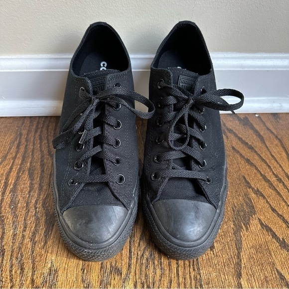 Converse Chuck Taylor Classic Low Top Sneakers Monochrome Black - Picture 2 of 5
